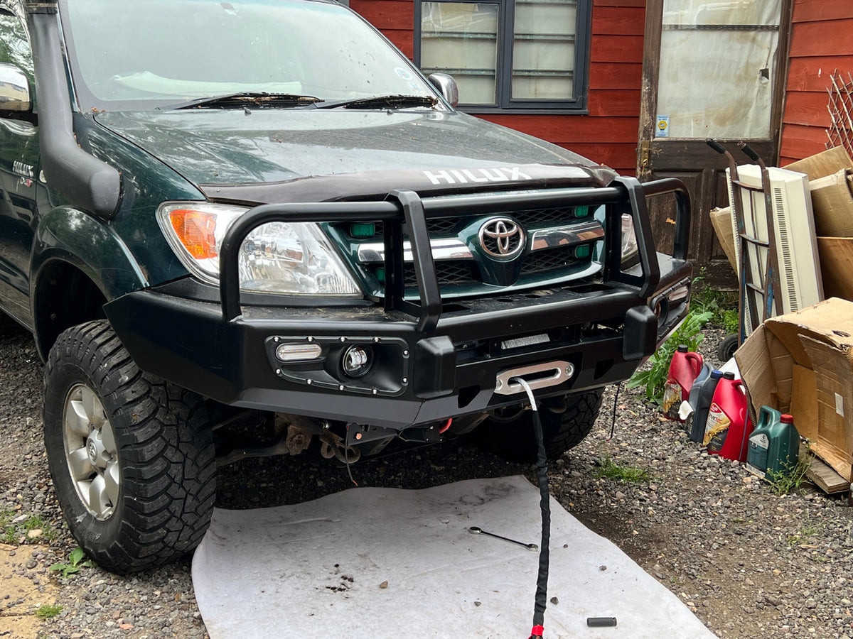 Steel Winch Bumper for Toyota Hilux Mk6 (2005-2011) Metal Bull Bar Oz Style 4x4