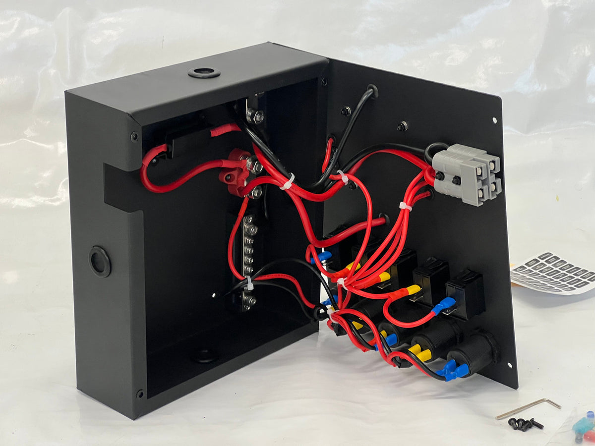 12v DC Compact Battery Control Hub Box - Power Distribution Electric Fuse Panel
