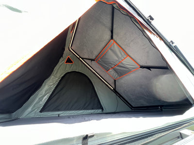 Apex4WD NOMAD Aluminium Hard Shell Roof Top Tent