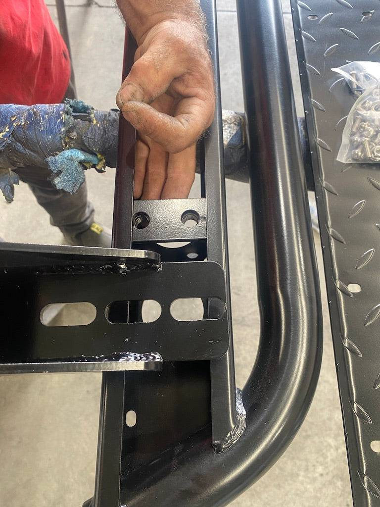 Universal Side Steps for 4x4 & Pickup Trucks - Steel Metal Off Road 4x4 Rock Sliders