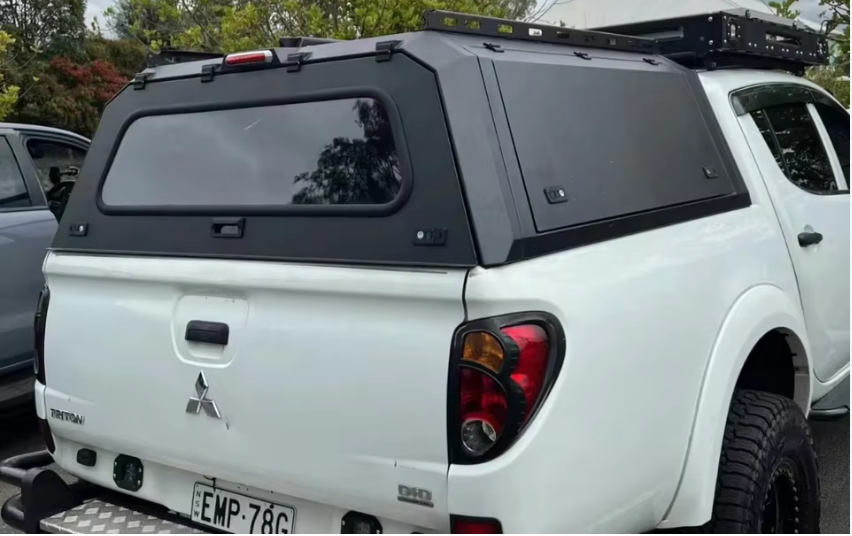 Canopy for Mitsubishi L200 (2009-2015) SERIES 4 MN Rear Hardtop Double Cab Metal