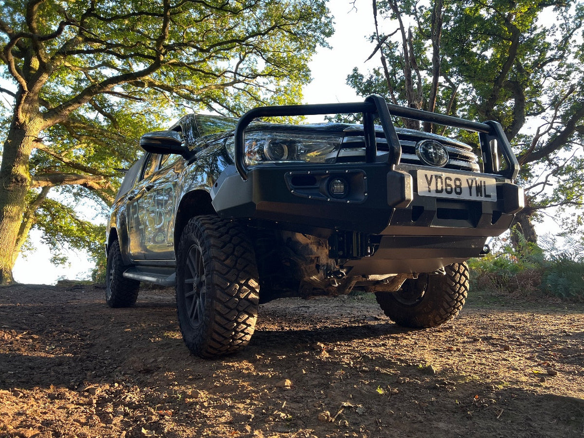 Steel Winch Bumper for Toyota Hilux Revo Mk8 2015+ Bull Bar Oz Style 4x4 Metal APEX
